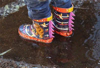 muddy play